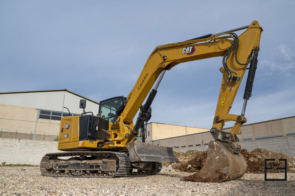 Noleggio Mini Escavatore CAT 308 cingolato